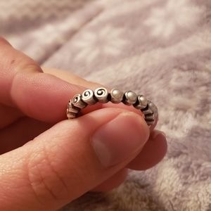 Pandora accent ring